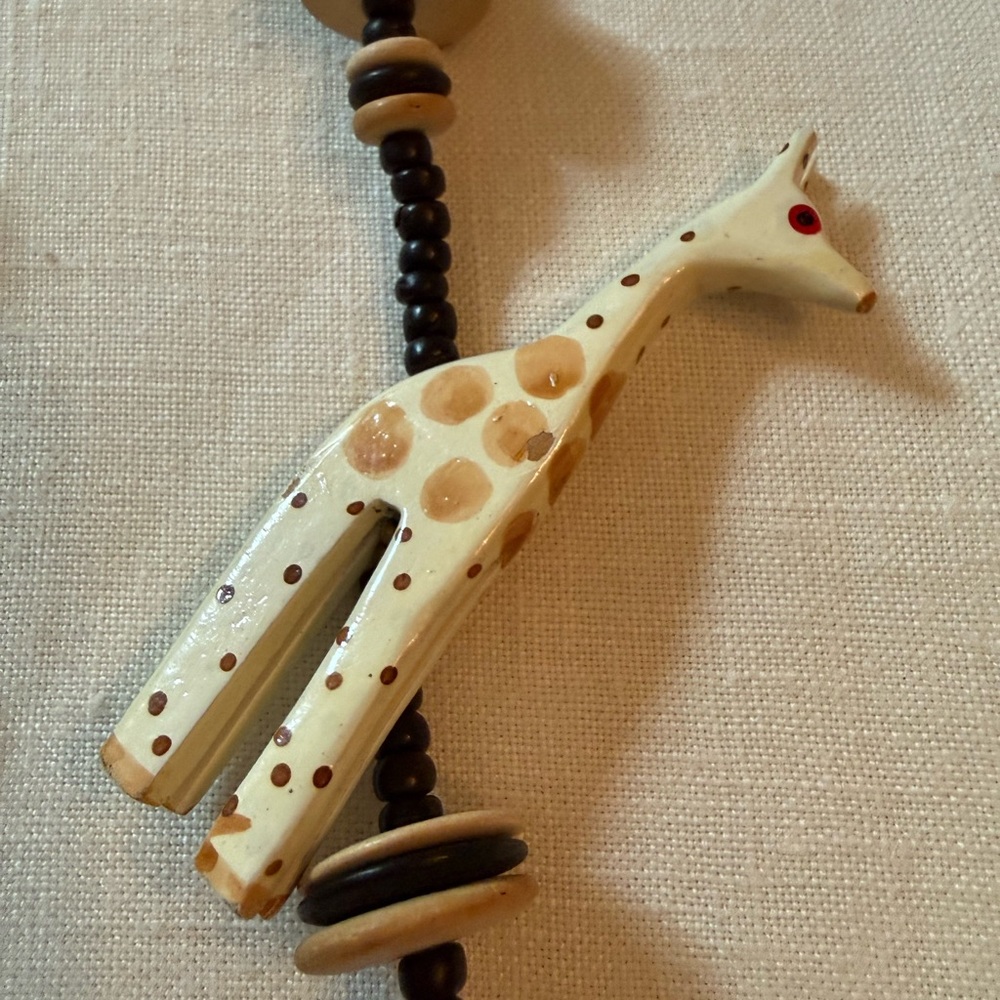 Vintage Craved Wood African Necklace Safari Animal Bead Black & Natural Wood - Picture 6 of 13